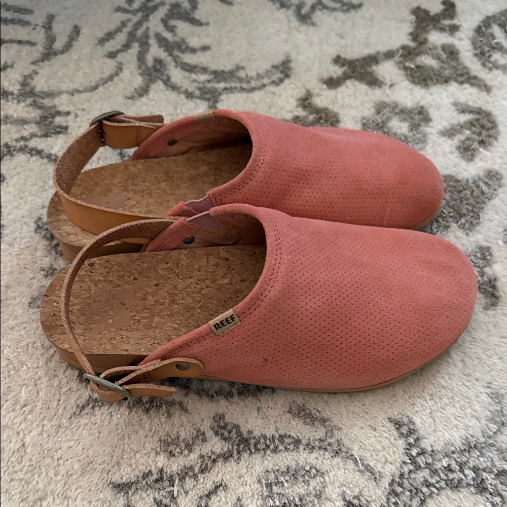 Reef Women’s Slip On Coral. - Picture 2 of 6